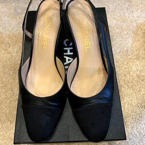 CHANEL Classic Black Leather Slingback Pumps